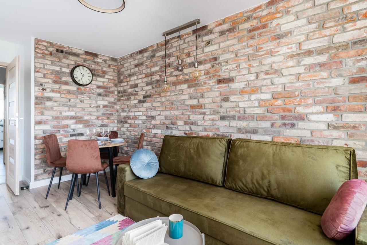 Stylish Apartment Near Wroclavia For 4 Guests By Noclegi Renters 브로츠와프 외부 사진