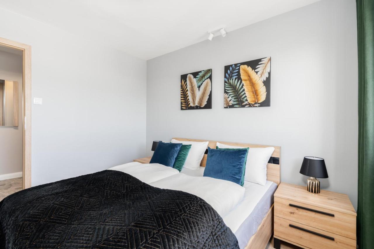 Stylish Apartment Near Wroclavia For 4 Guests By Noclegi Renters 브로츠와프 외부 사진